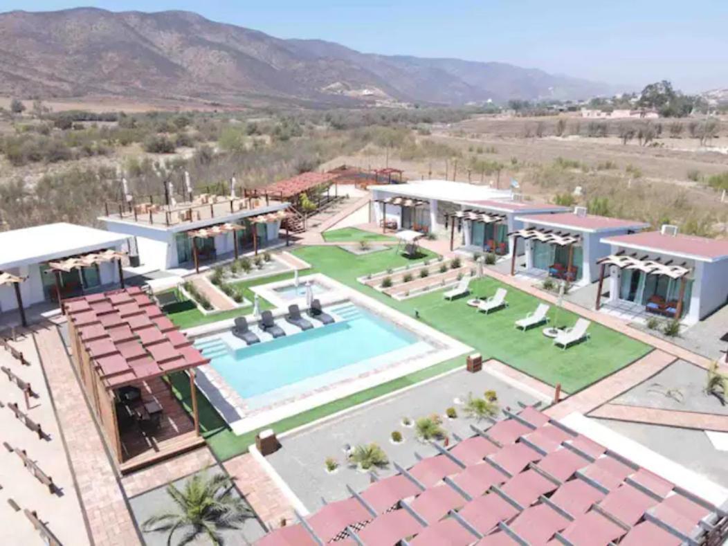 Quintas Marlet en la ruta del vino Ensenada Exterior foto
