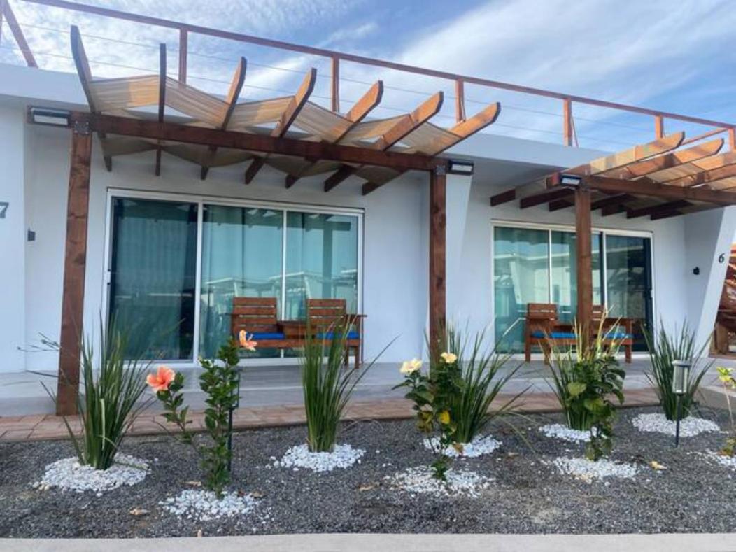 Quintas Marlet en la ruta del vino Ensenada Exterior foto